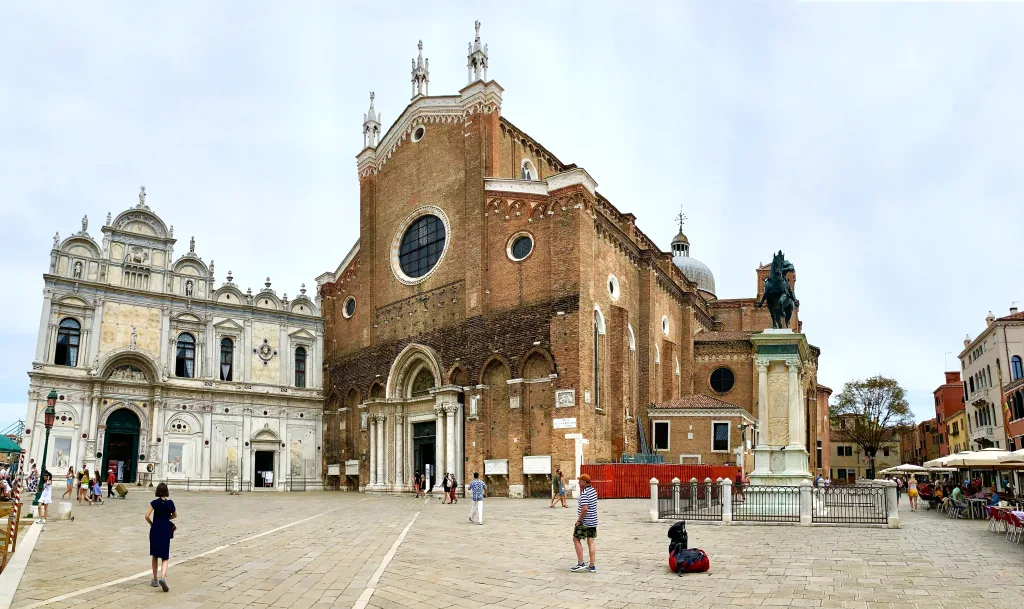 3 S. Juan y Pablo-Venezia-Italia