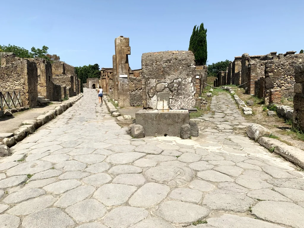 6 Calle-Pompeya-Italia
