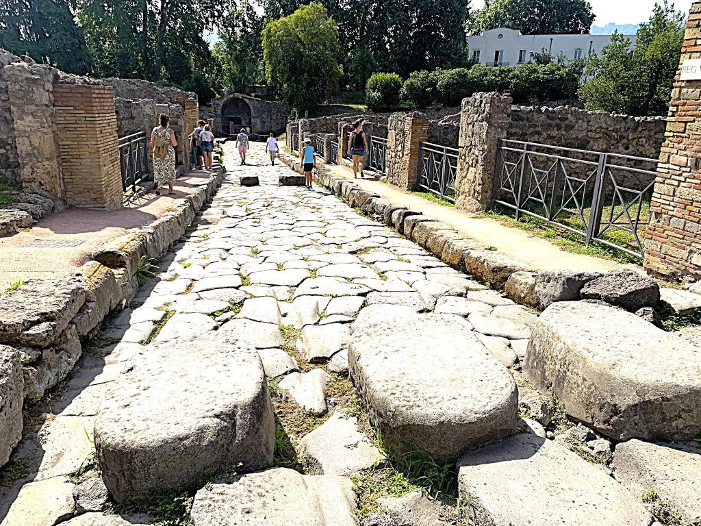 8 Peatones-Pompeya.Italia