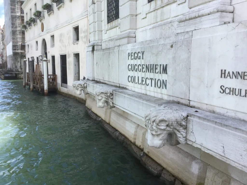 9 Guggenhein-Venezia-Italia