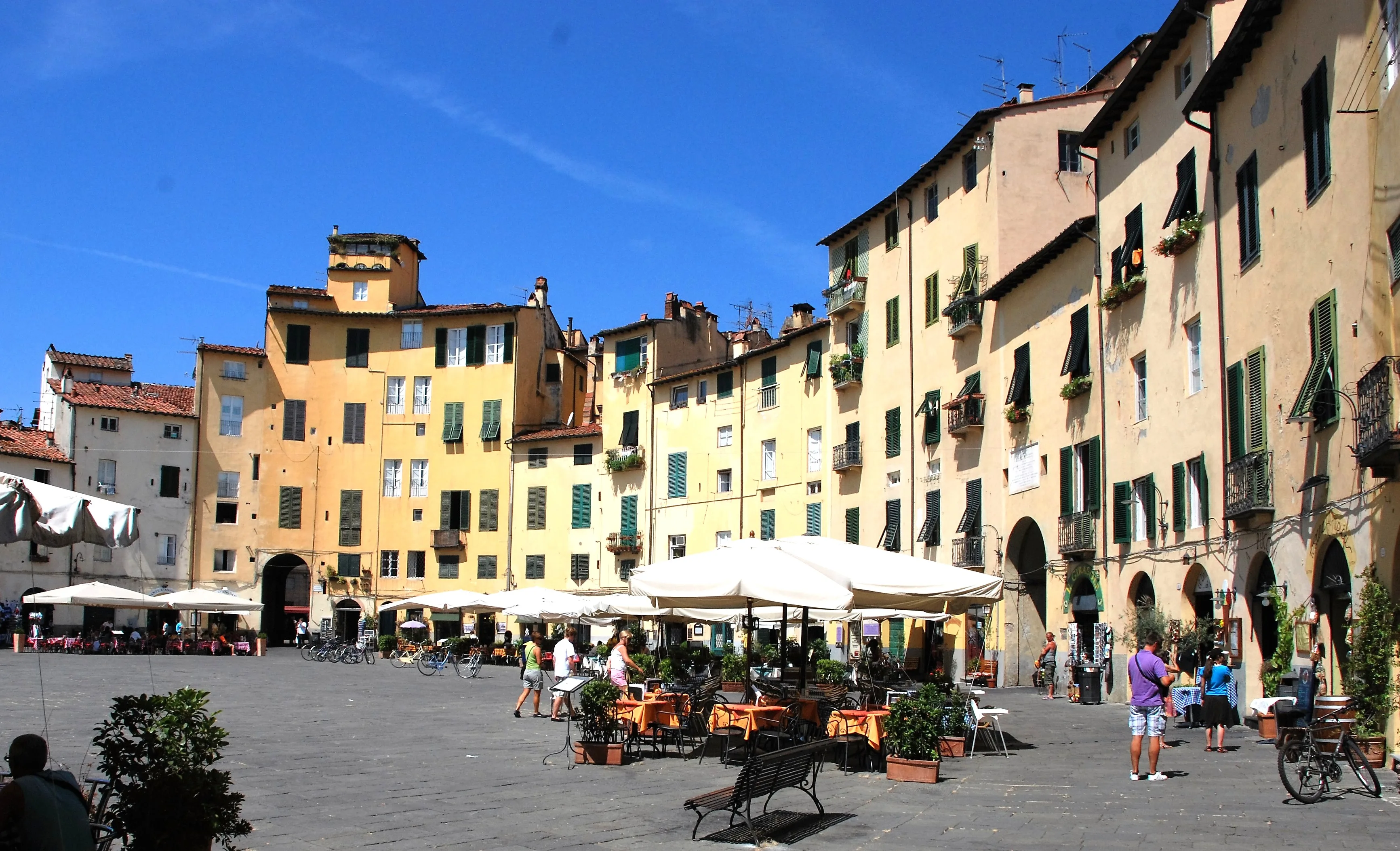 0A Anfiteatro-Lucca-Italia