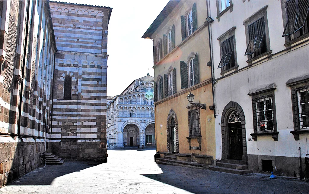 2 Catedral-Lucca-Italia