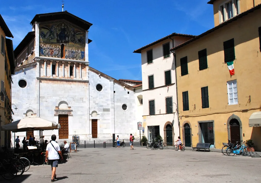 21 S. Frediano-Lucca-Italia