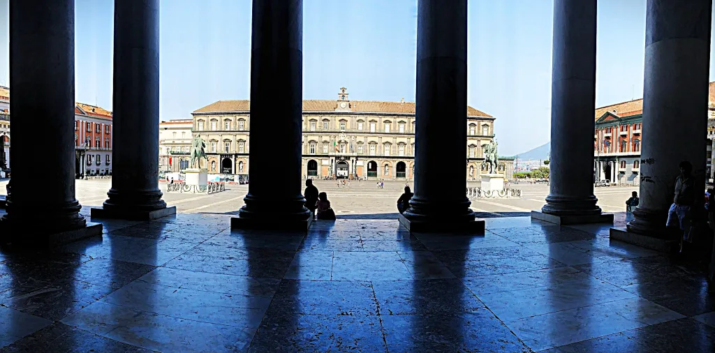 3 Plesbicito-Nápoles-Italia