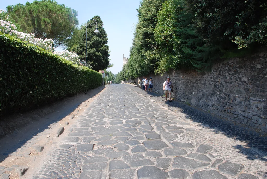 16 Vía Apia-Roma-Italia