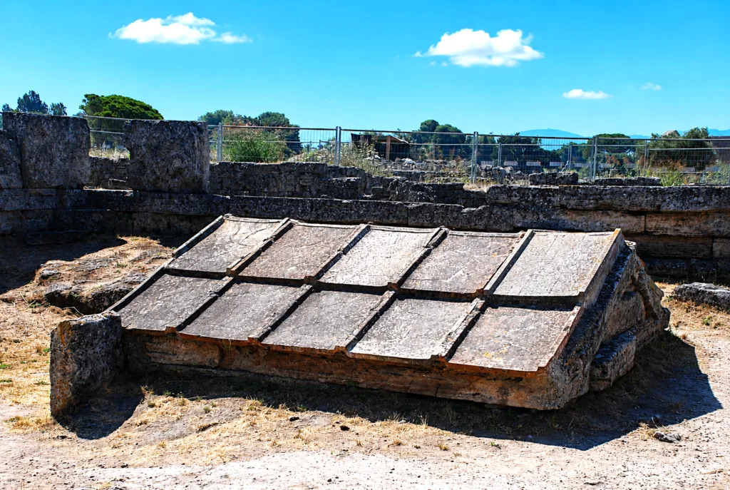 16 Heroon-Paestum-Italia