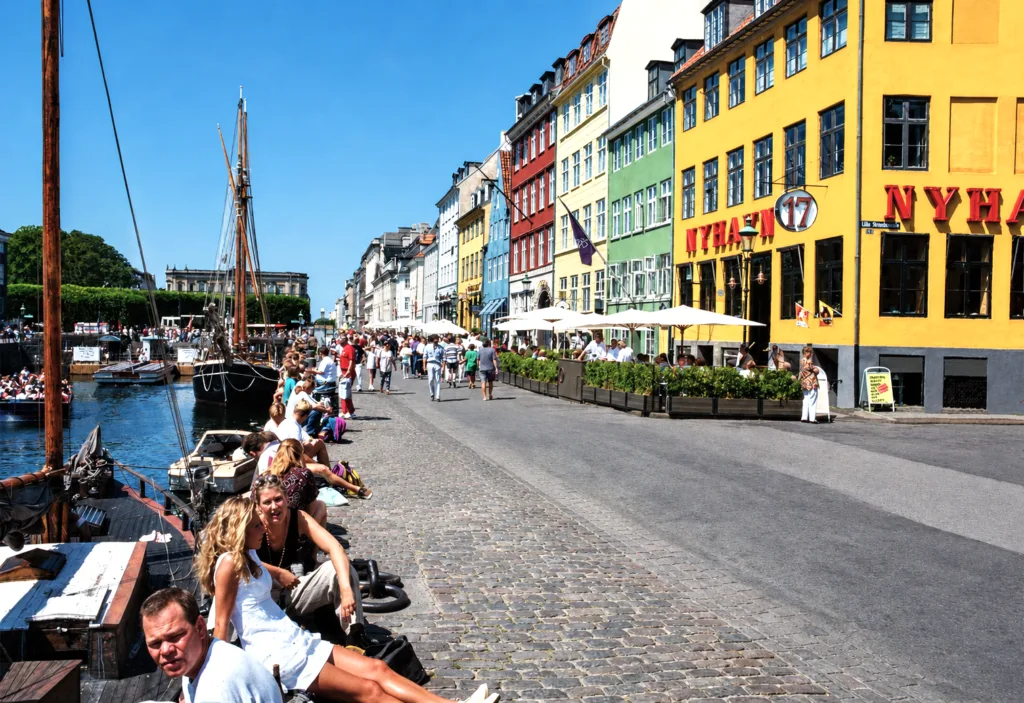 17 Nyhavn-Copenhague-Dinamraca