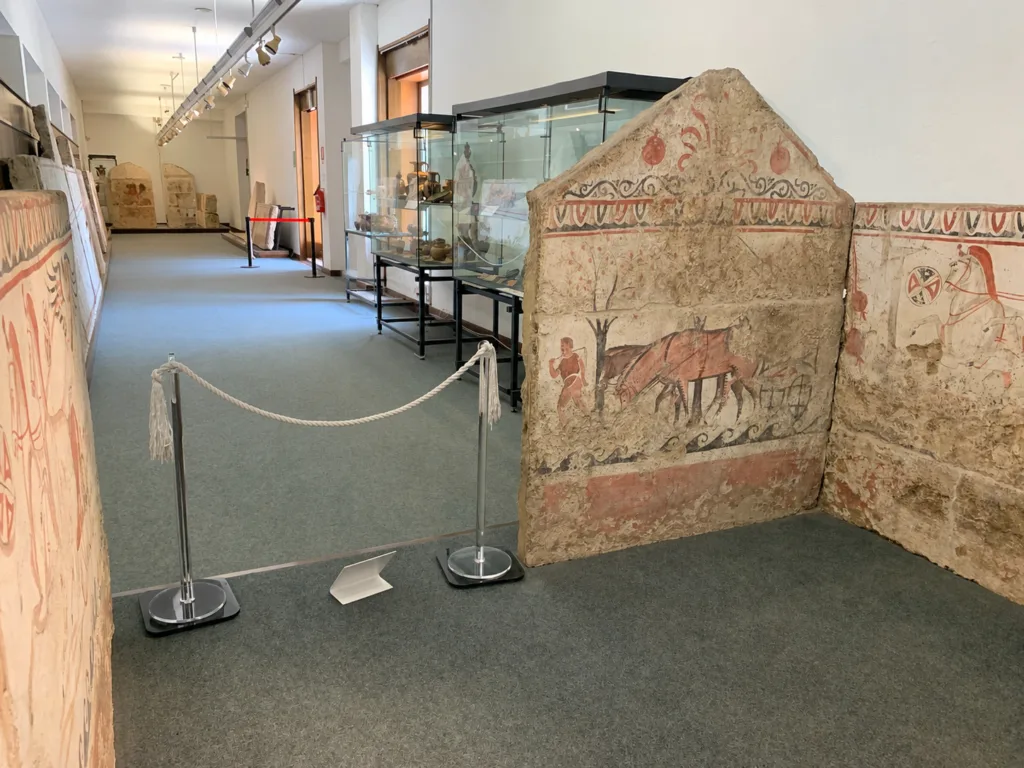 23 Tumba-Paestum-Italia