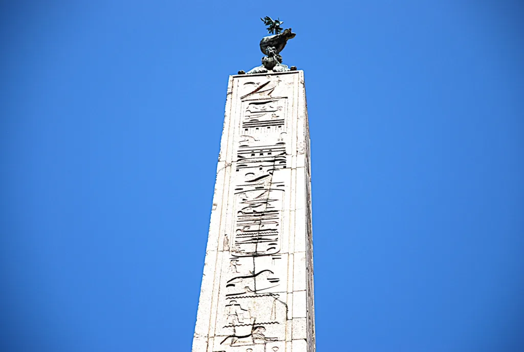 5 Obelisco-Olaza Navona-Roma-Italia