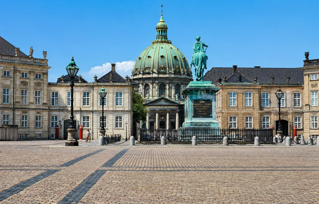 9 Amaliemborg-Copenhague-Dinamarca