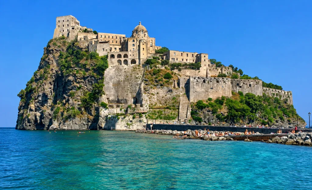 15 Castillo Aragonés-Ischia-Italia