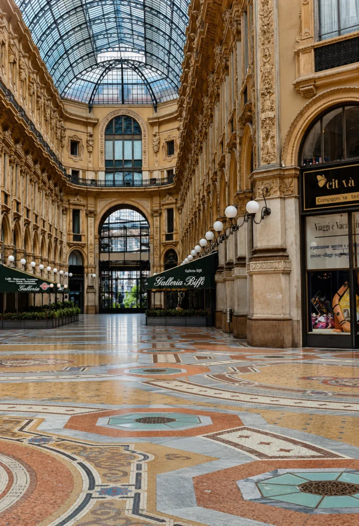 18 Galería V. Emmanuele-Milán-Italia