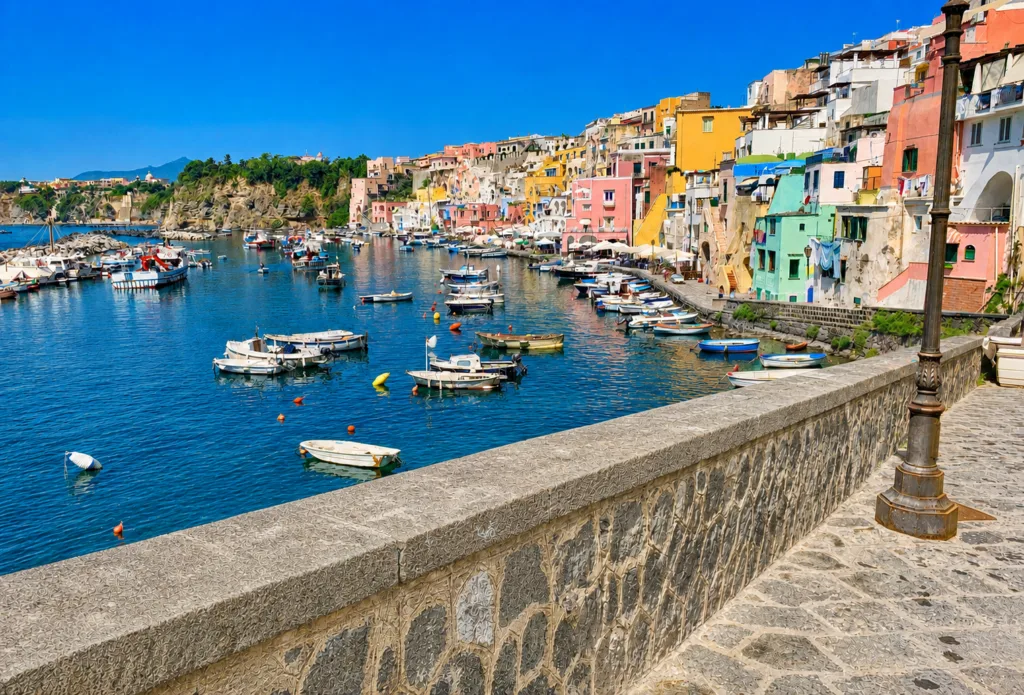 2 Marina-Prócida-Italia