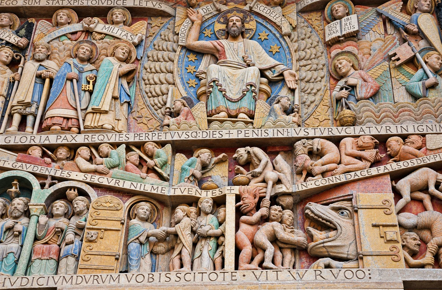 01 Tímpano-Abadia-Conques-Francia