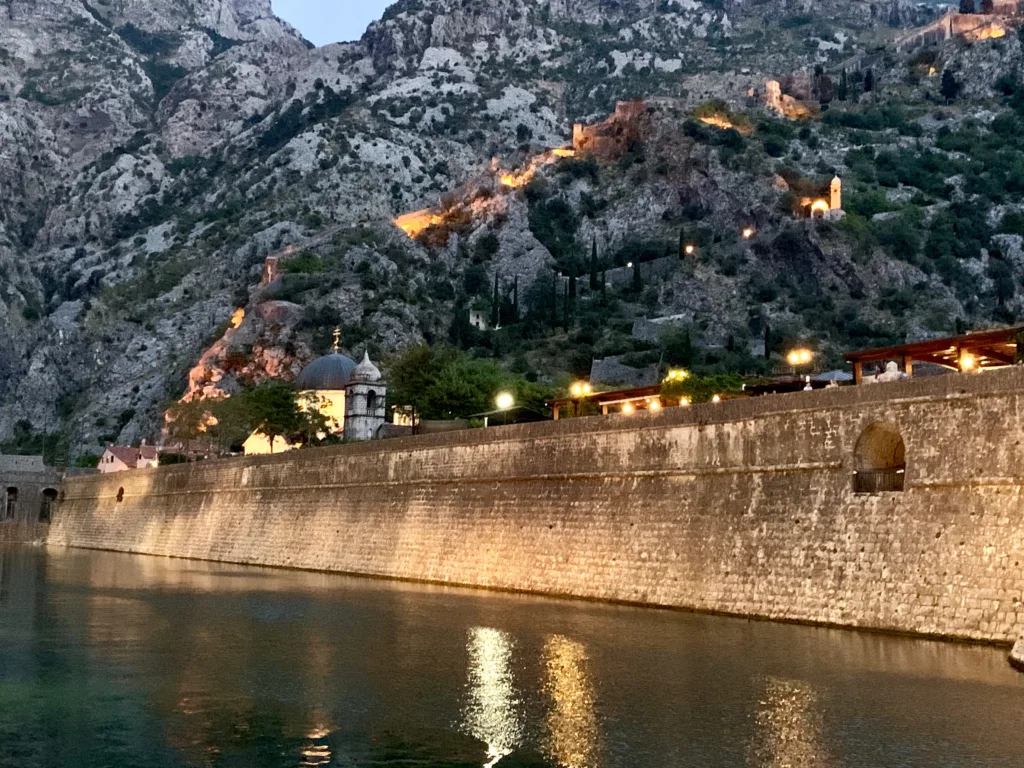 10 Murallas-Kotor-Montenegro