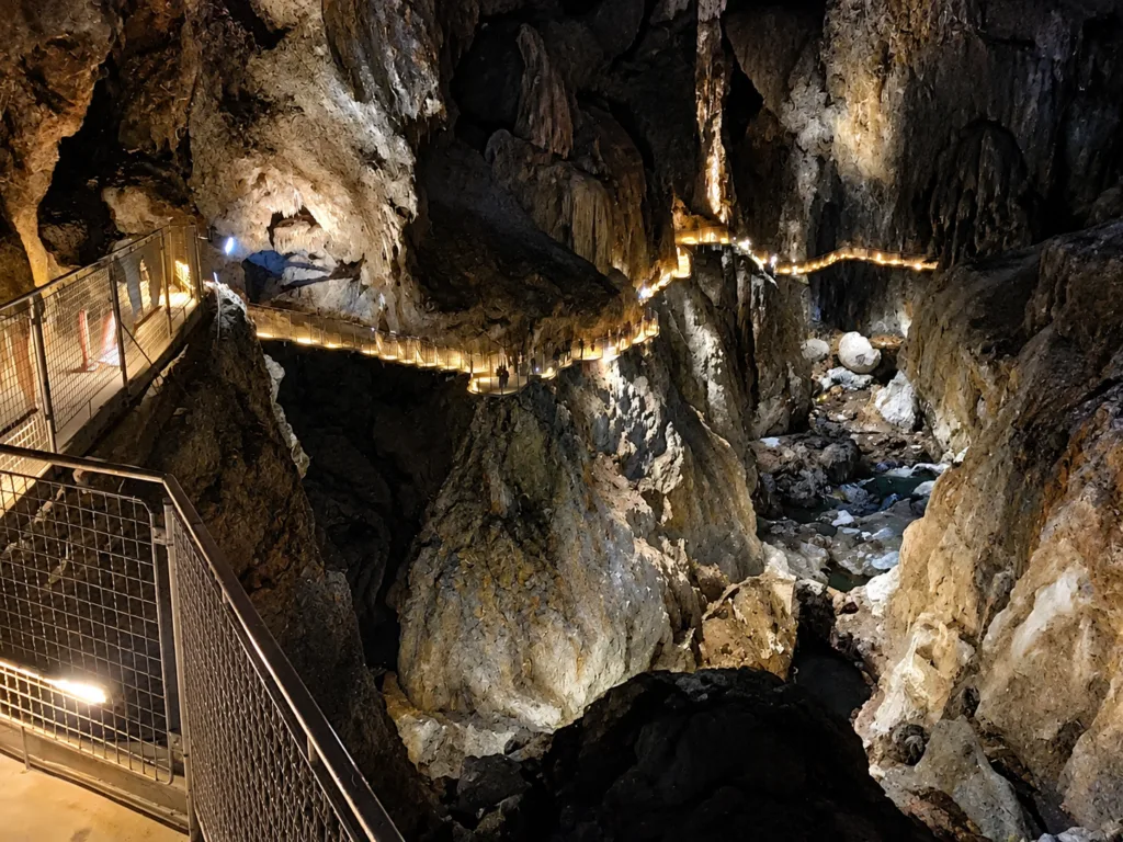 11 Cueva de Skocjan-Eslovenia