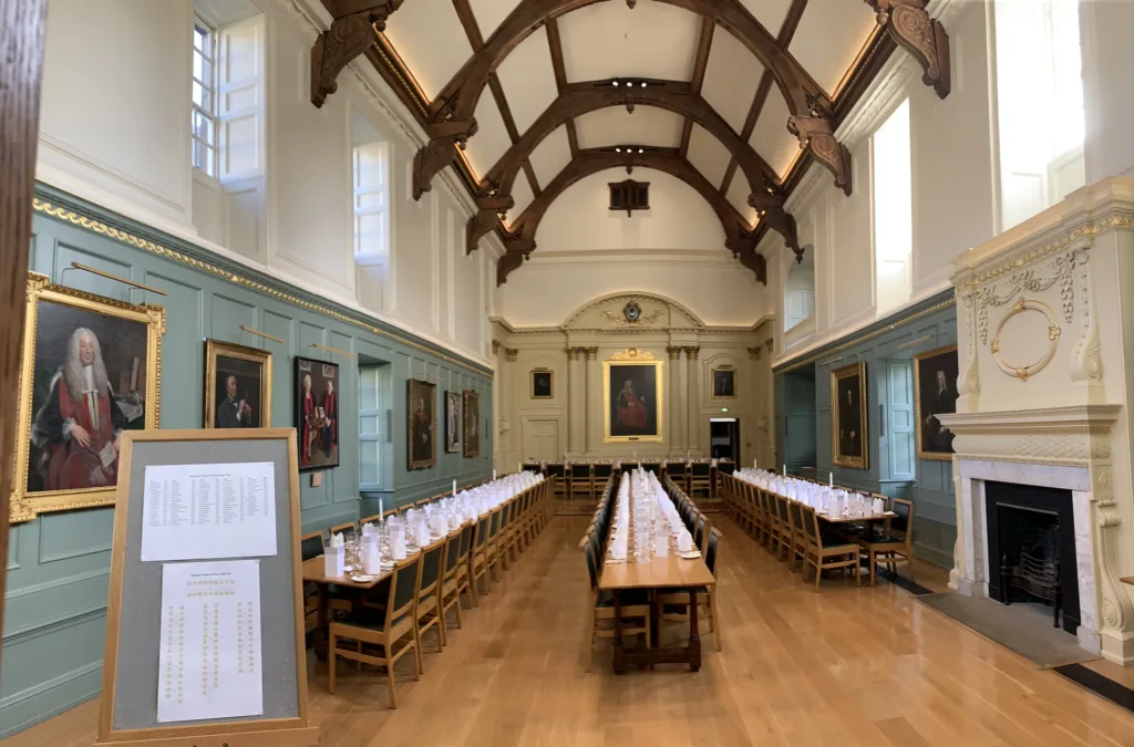 12 Comedor-Trinity-Cambridge-Reino Unido