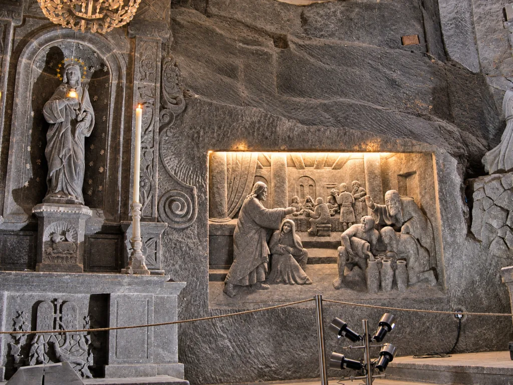 12 Wieliczka-Polonia