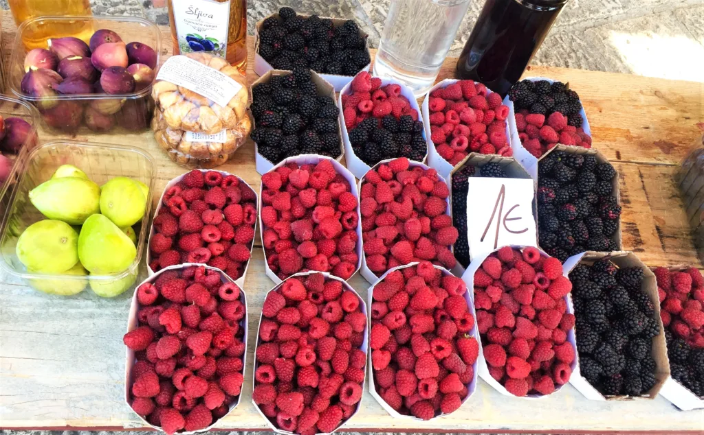 16 Mercado-Kotor-Montenegro
