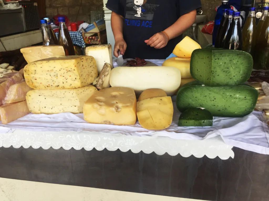 17 Mercado-Kotor-montenegro