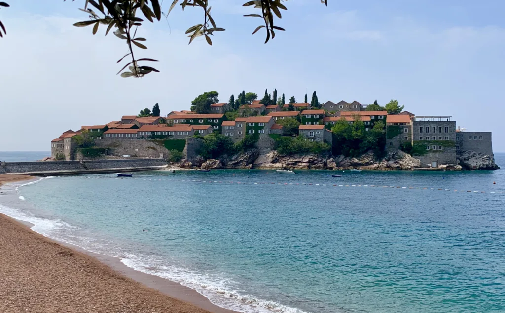 18 Sveti Stefan-Budva-Montenegro