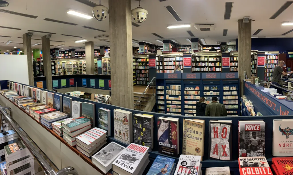 19 Heffers Bookshop-Cambridge-Reino Unido