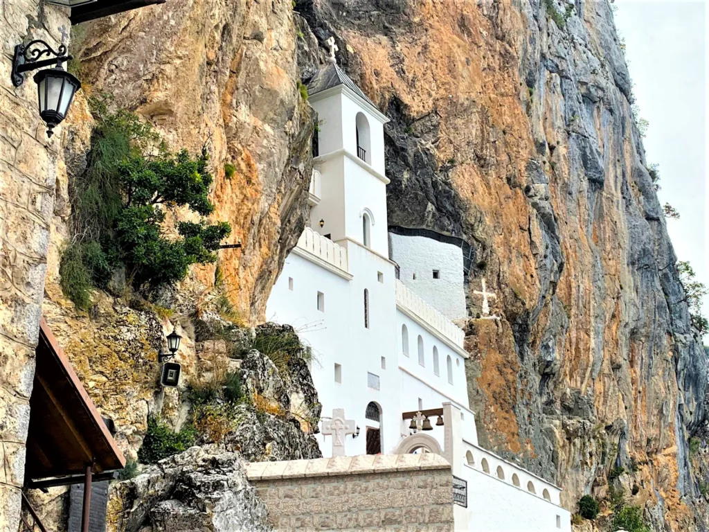 3 Monasterio de Ostroig-Montenegro
