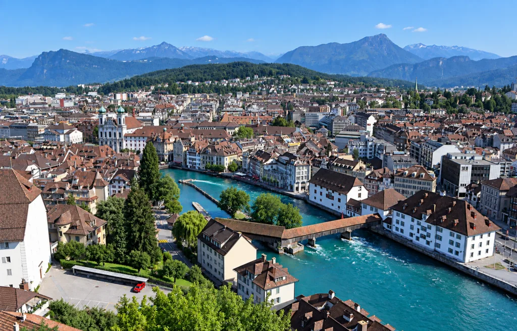4 Lucerna-Suiza