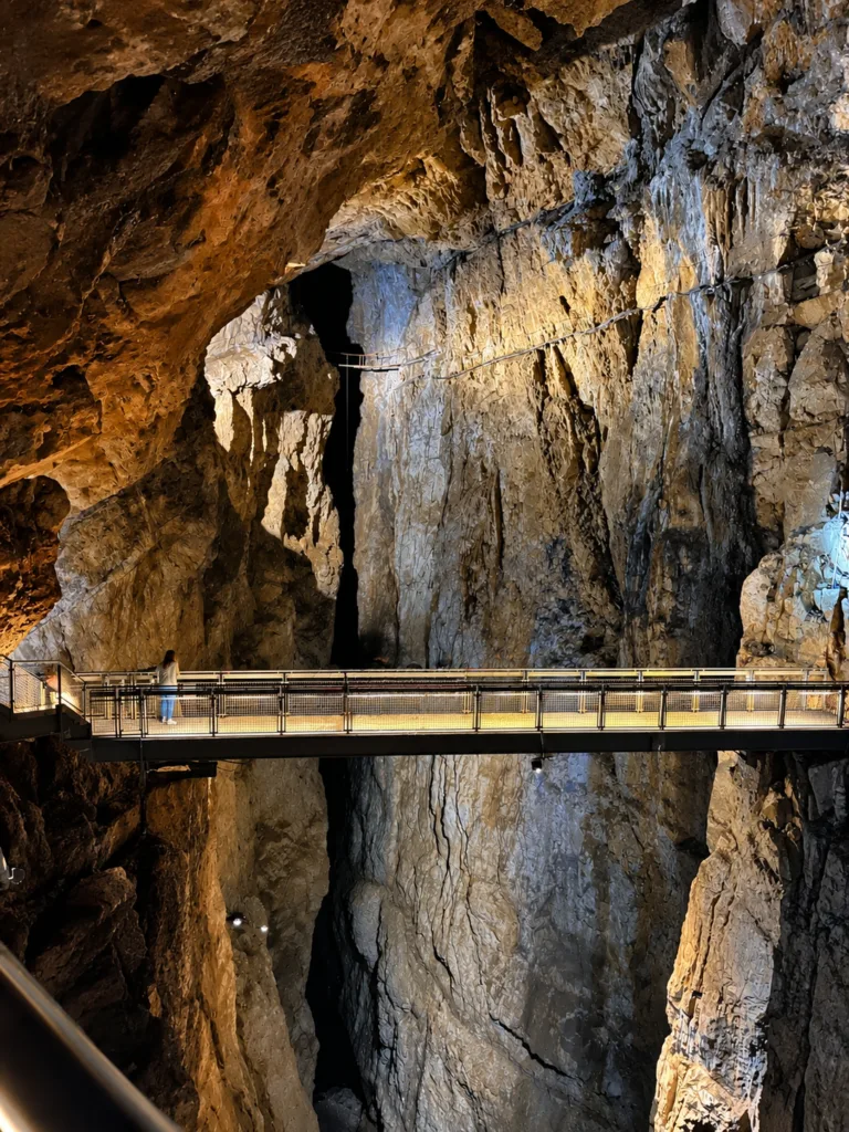8 Cueva de Skocjan-Eslovenia
